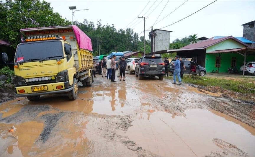 Kondisi ruas jalan nasional Kutai Barat - Samarinda yang dikeluhkan Gubernur Kaltim Rudy Mas'ud. (Foto: Adpimprov/ Hudais)