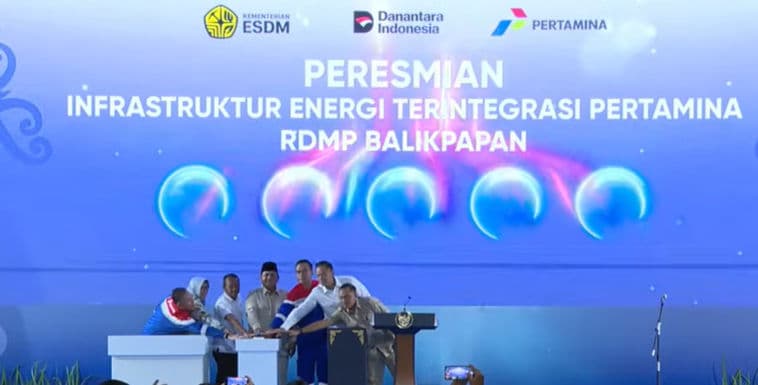  Presiden Republik Indonesia Prabowo Subianto meresmikan beroperasinya Proyek Strategis Nasional Refinery Development Master Plan Balikpapan pada Senin (12/1/2026) di Balikpapan, Kalimantan Timur.
