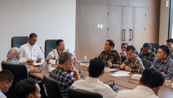 Sekretaris Daerah PPU Tohar saat menghadiri konsultasi publik rancangan regulasi di kawasan Ibu Kota Nusantara