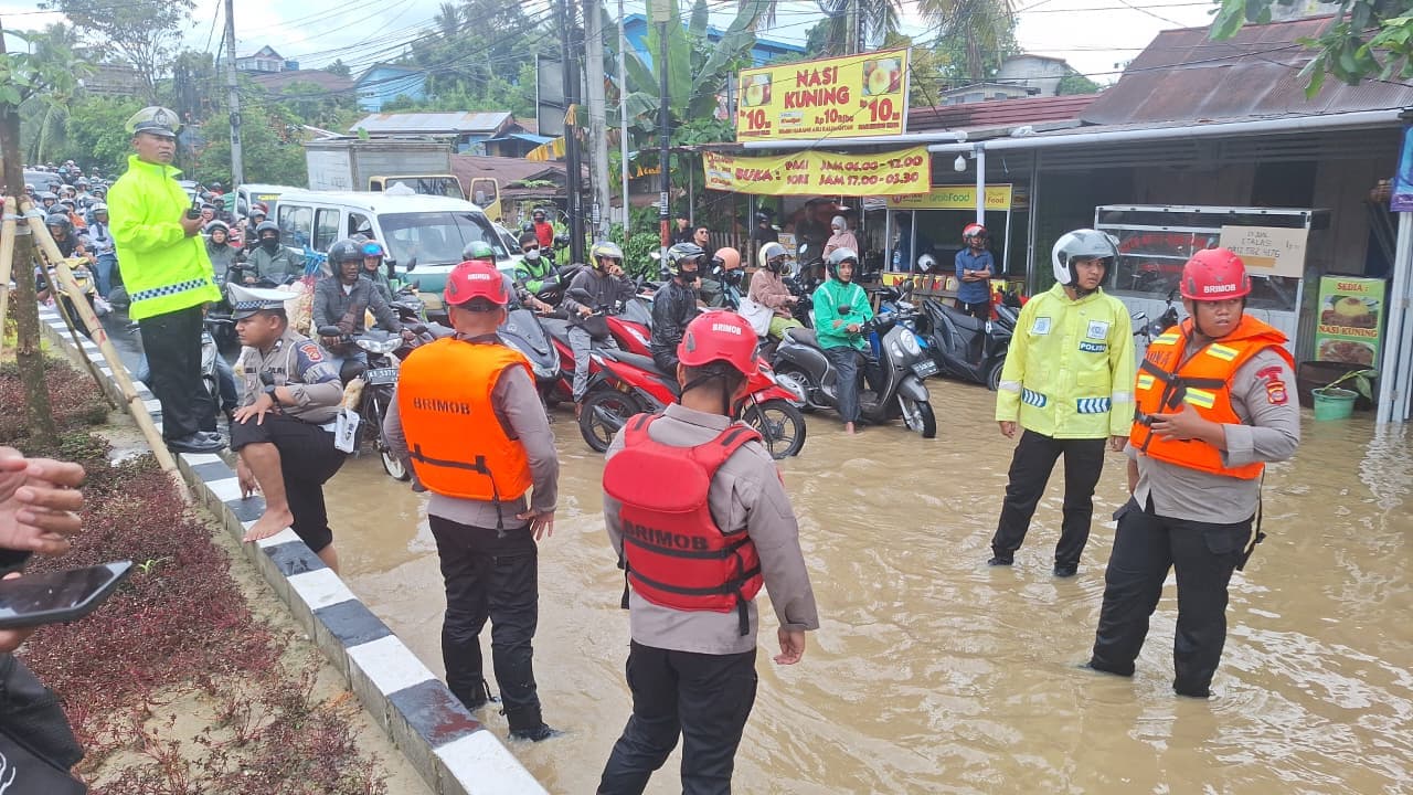Balikpapan Cuaca Ekstrem, Banjir Terjadi di MT Haryono