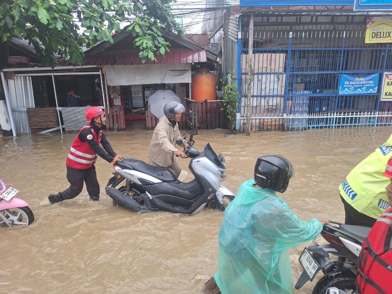 BMKG Ungkap Penyebab Genangan Usai Hujan Lebat