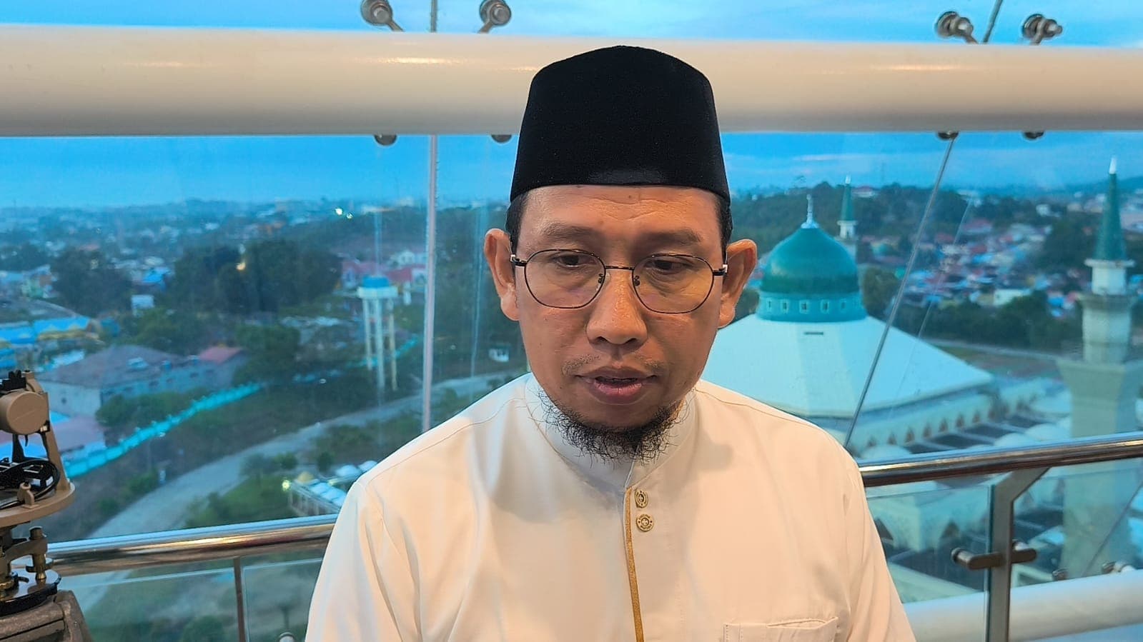 Kepala Kantor Kementerian Agama Kota Balikpapan, Masrivani, mengajak seluruh masyarakat menyambut datangnya bulan suci Ramadan dengan hati yang bersih, penuh rasa syukur, dan semangat memperbaiki diri