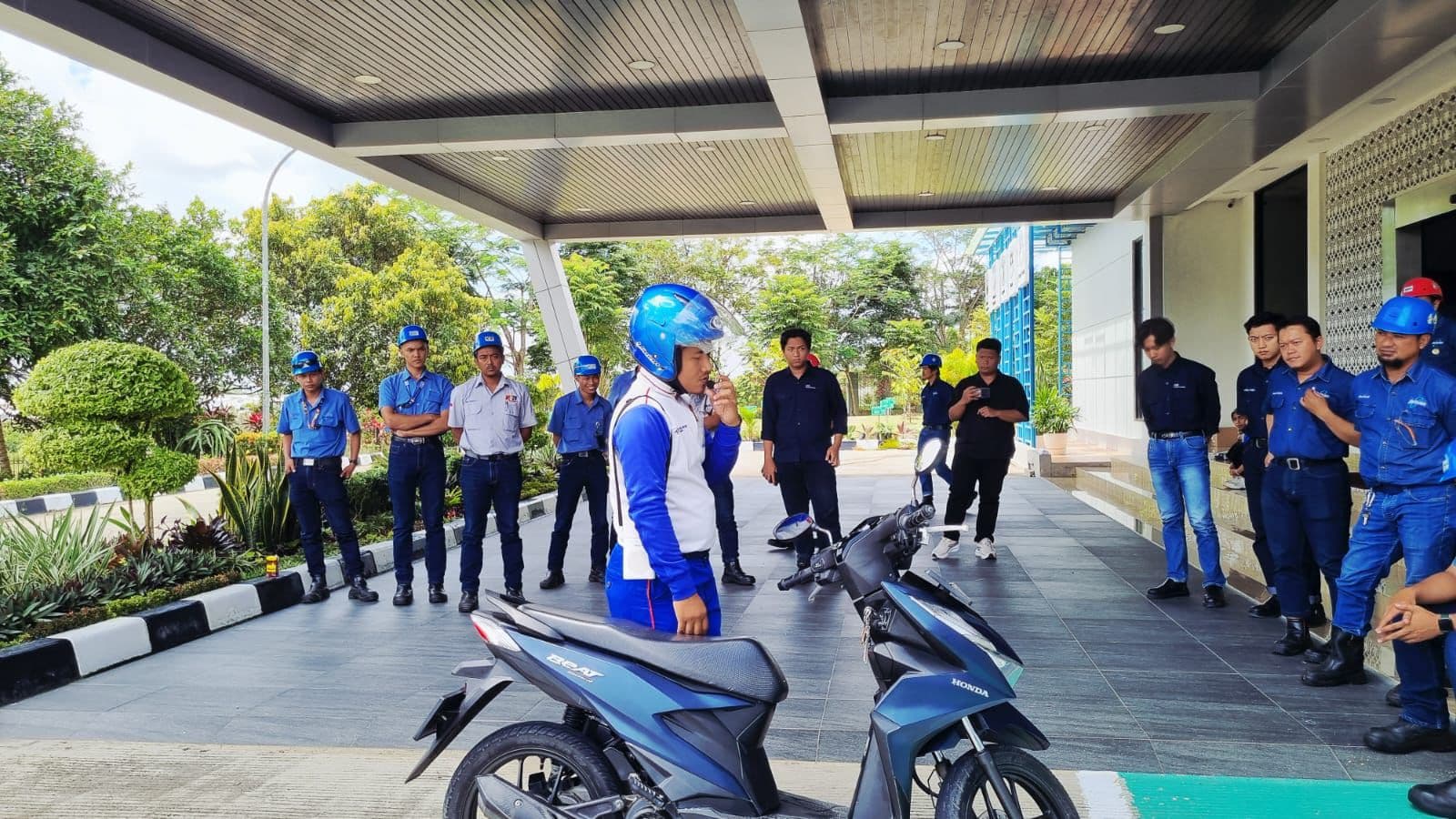 Astra Motor Kaltim 1 Kampanyekan Safety Riding di Komatsu