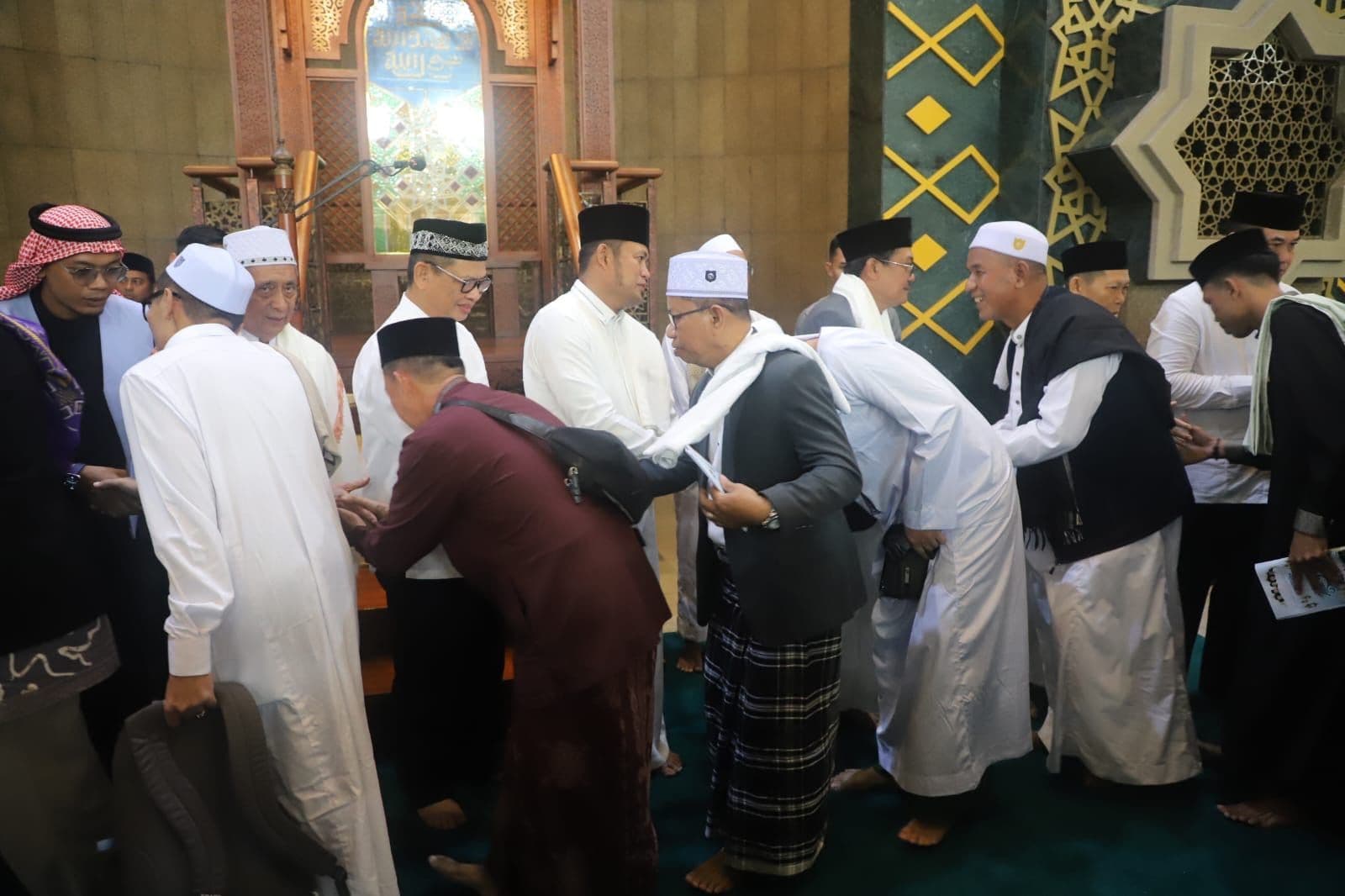 Gubernur Kaltim Ajak Warga Perkuat Persatuan di Idulfitri