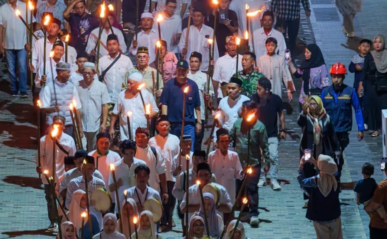 8 Tradisi Unik Malam Takbiran di Berbagai Daerah Indonesia