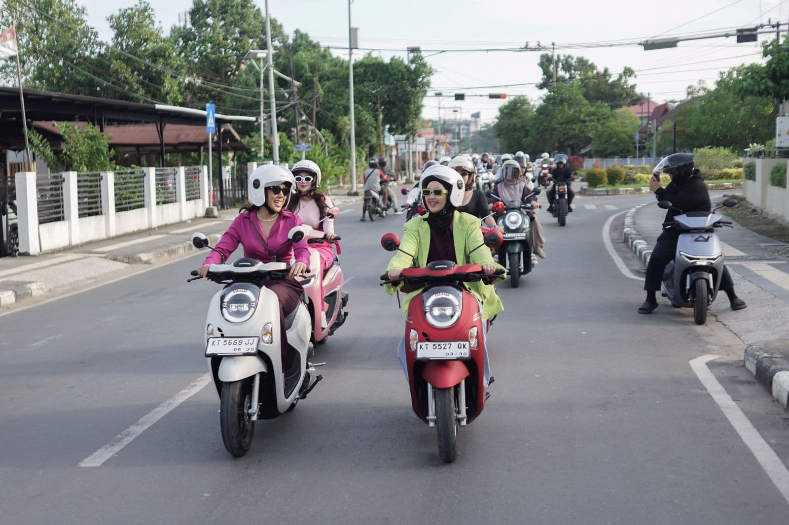 Tips Aman Berkendara Motor Matic di Tanjakan dan Turunan Balikpapan