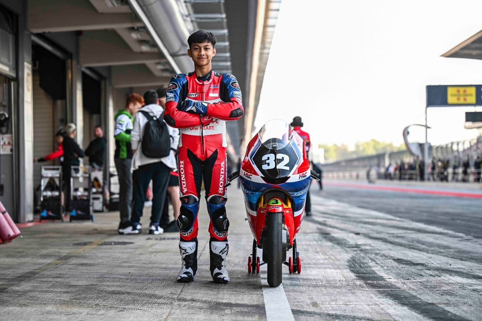 Ramadhipa Siap Guncang Moto3 JuniorGP 2026 di Barcelona. 