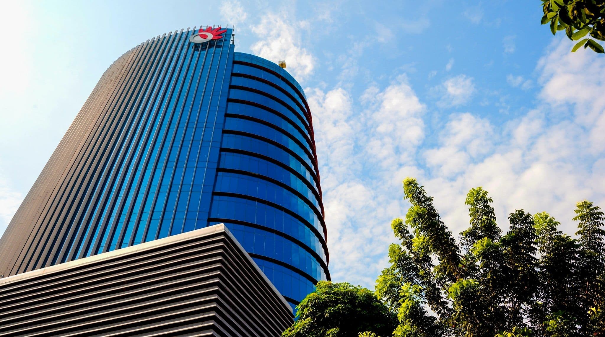 Gedung Merah Putih, kantor pusat PT Telkom Indonesia (Persero) Tbk yang akan disewa Badan Gizi Nasional (BGN)