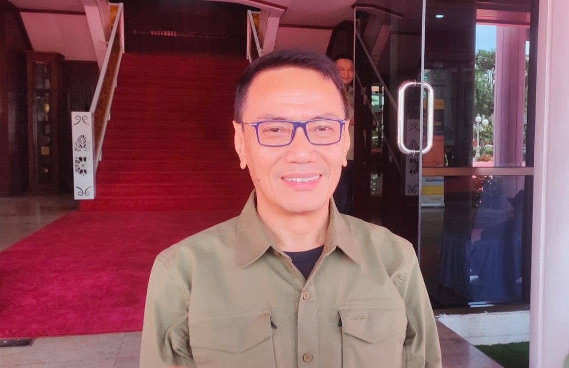 Kepala DLH Kota Balikpapan, Sudirman Djayaleksana, menyatakan bahwa pihaknya mengintensifkan pengawasan di lapangan serta membuka posko pengaduan bagi warga yang menemukan pelanggaran terkait pembuangan limbah