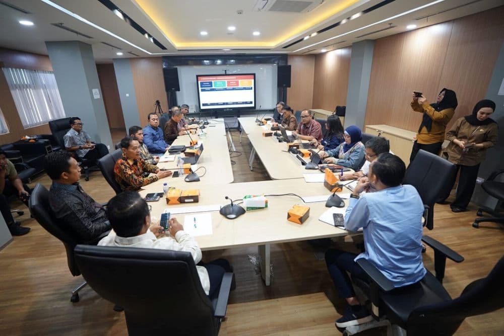 Suasana pertemuan pejabat Pemkab Kutim dengan Dirjen Minerba Kementerian ESDM, Selasa (23/6/2026).