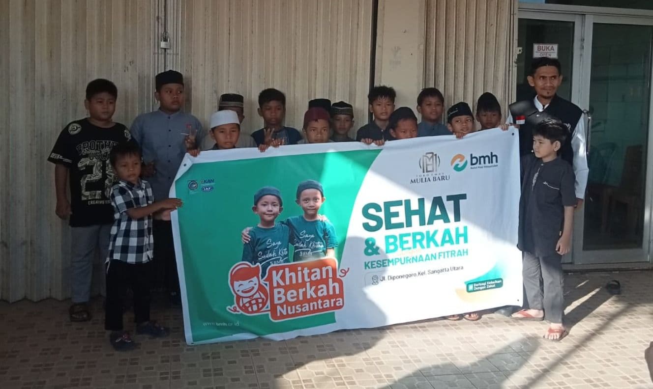 Khitan massal BMH di Kutai Timur. 