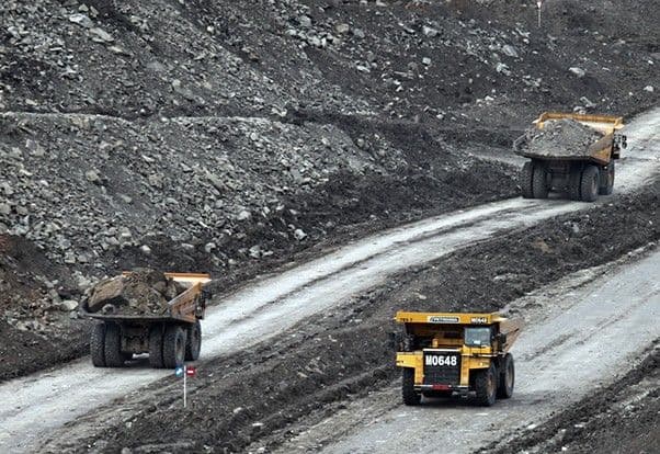 Petrosea Perluas Pengembangan Talenta Lokal Lewat Beasiswa Petrosea Cemerlang