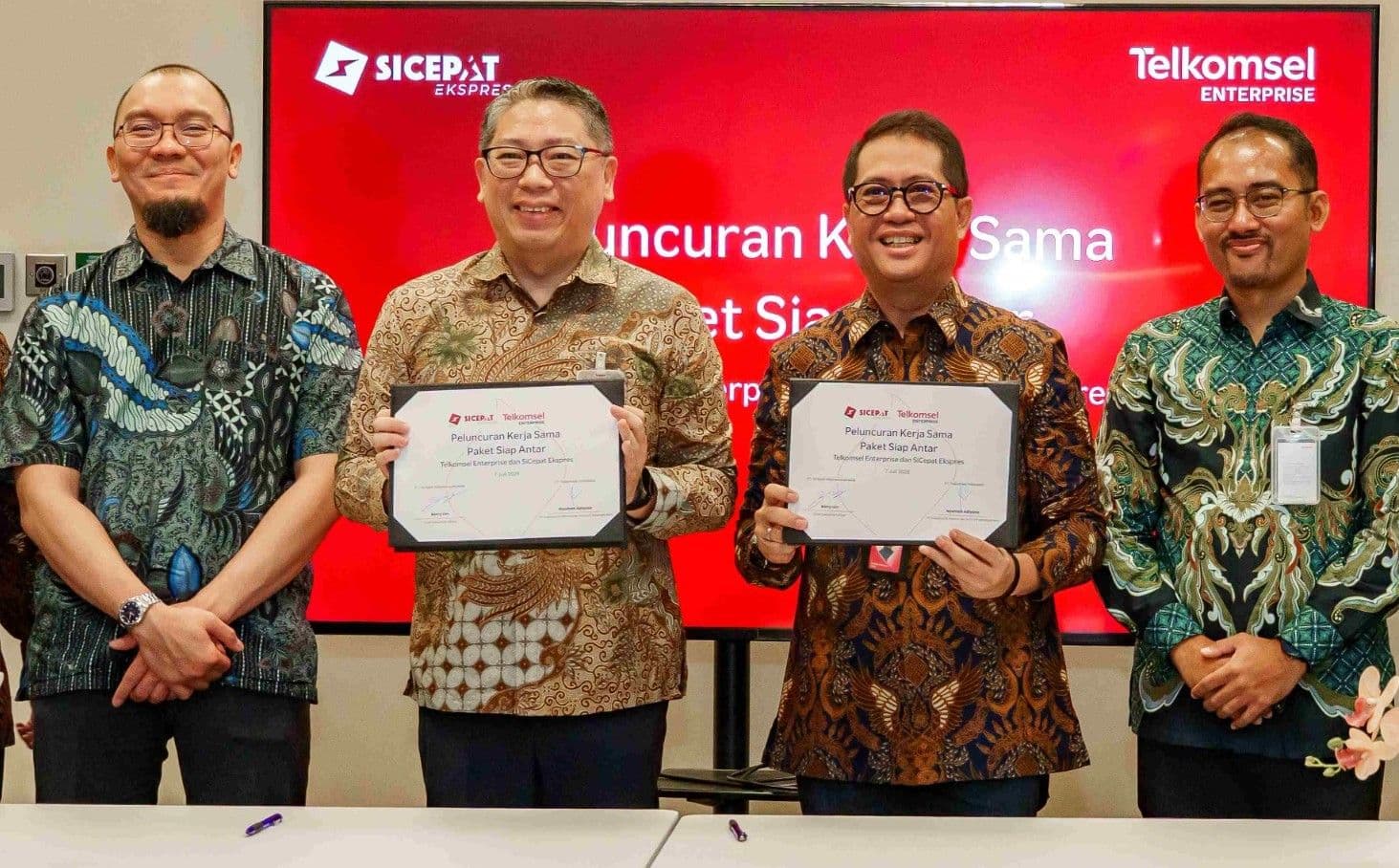 Telkomsel dan SiCepat Luncurkan Paket Internet Khusus Kurir 46 GB