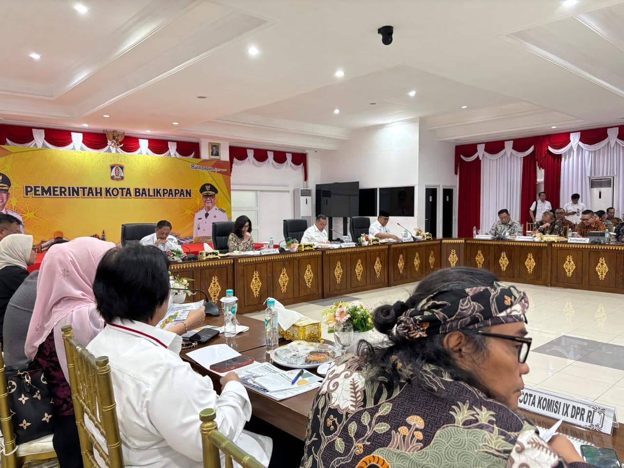 Kunjungan Kerja Spesifik Komisi IX DPR RI mengenai optimalisasi kepesertaan BPJS Ketenagakerjaan di Auditorium Balai Kota Balikpapan, Rabu (8/7/2026).