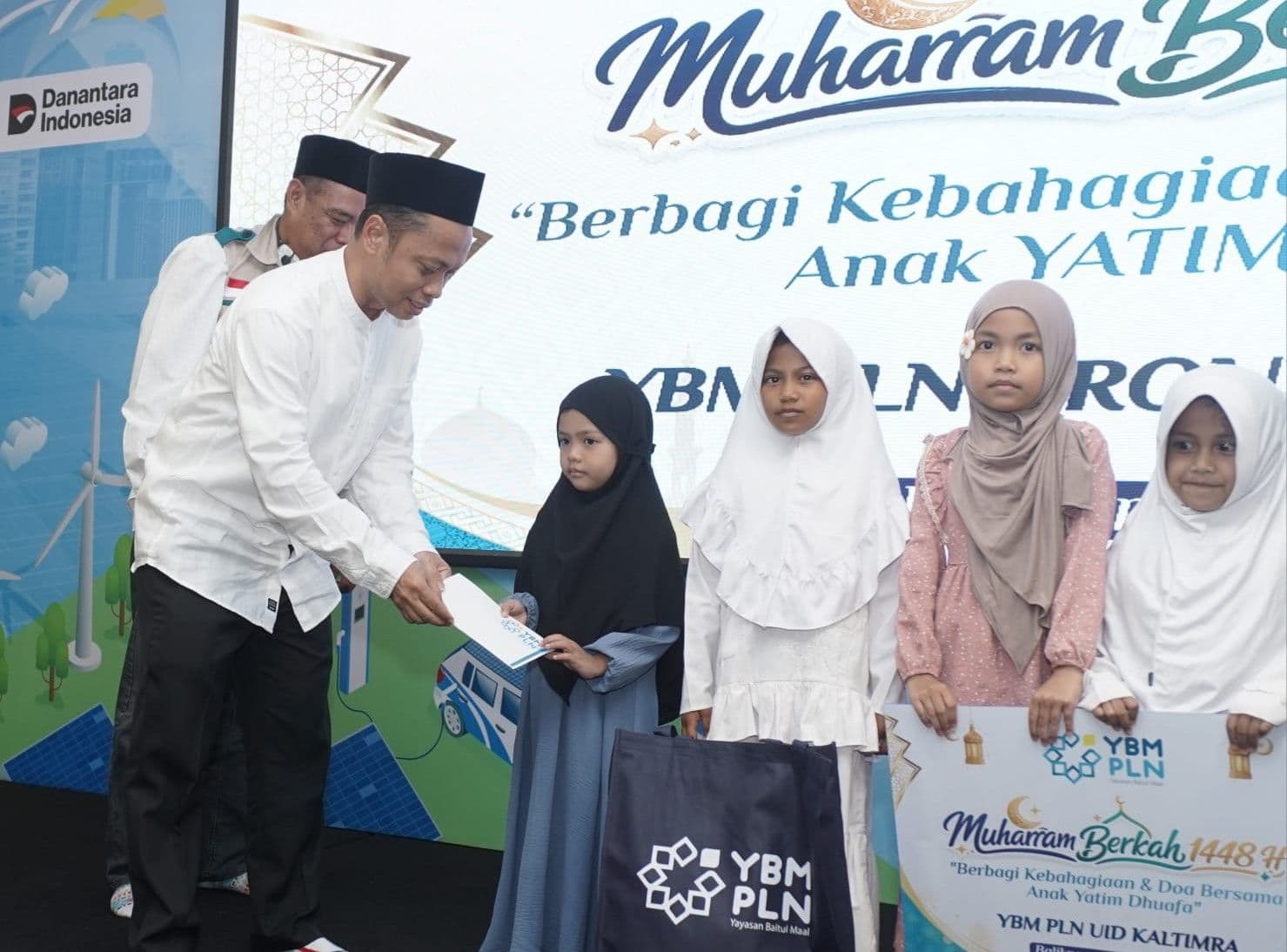 YBM PLN Balikpapan Santuni 515 Anak Yatim dan Dhuafa