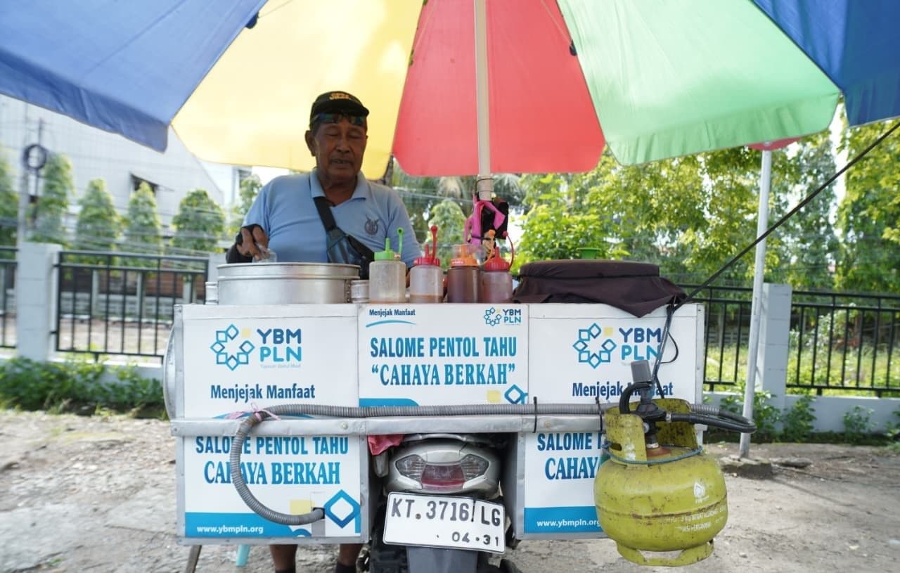 Berkat YBM PLN, Penjahit dan Pedagang Salome Balikpapan Wujudkan Impian