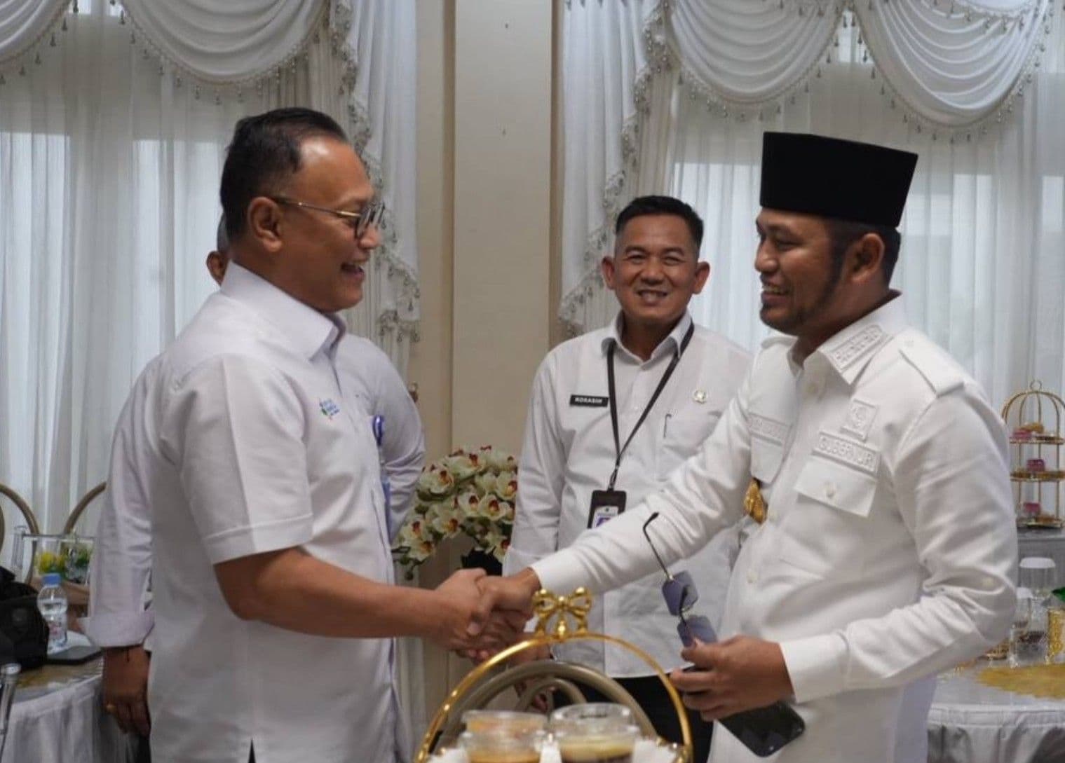 Gubernur Rudy Mas'ud dan Direktur Utama PT Pupuk Kaltim Rafli Yandra.