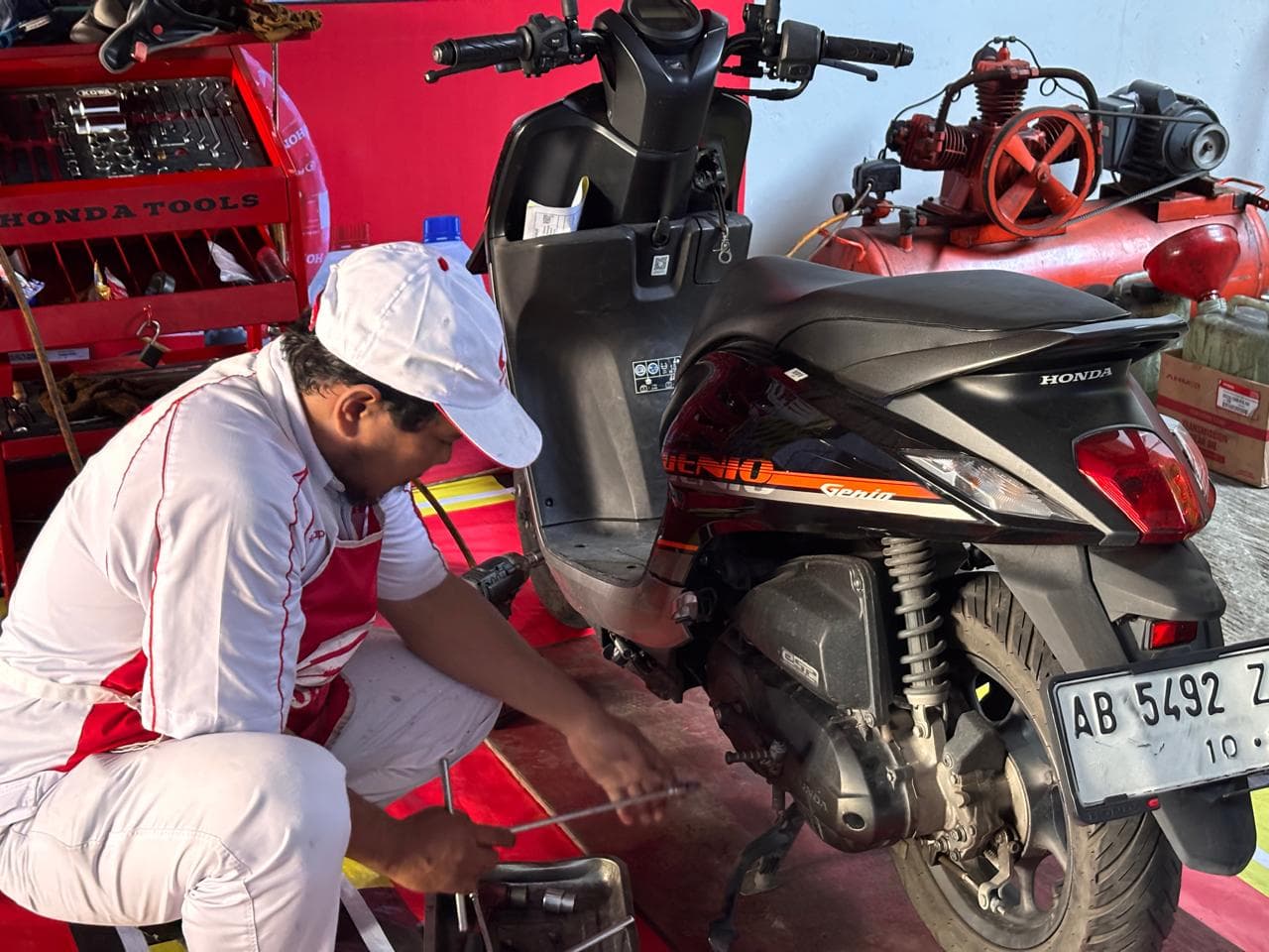 Promo Servis Honda Rp150 Ribu Hadir di AHASS, Ini Syarat Lengkapnya!