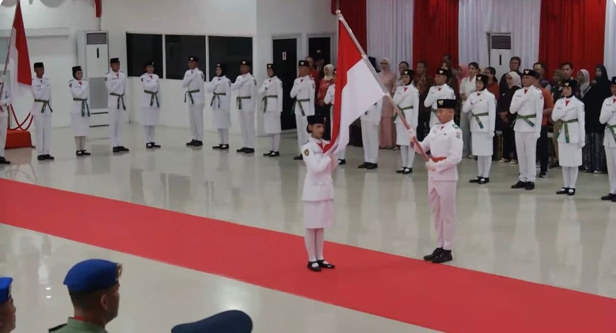 Wali Kota Kukuhkan Paskibraka Balikpapan, Lima Pelajar Terpilih Wakili Kaltim 
