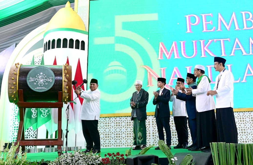 Presiden Prabowo Subianto membuka Muktamar ke-13 Nahdlatul Ulama di Jombang, Jawa Timur.