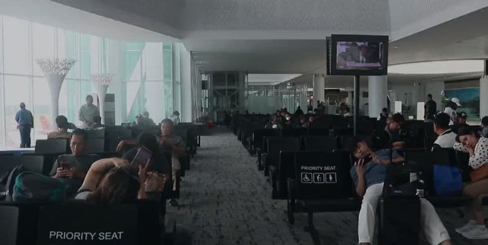 30 Penerbangan Dialihkan ke Balikpapan Akibat Kabut Asap