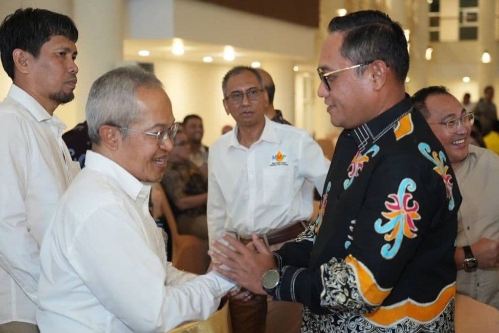Wagub Kaltim Seno Aji meminta MMPKT meningkatkan penerimaan PI 10 persen hingga Rp1 triliun per tahun serta mengembangkan hilirisasi gas.