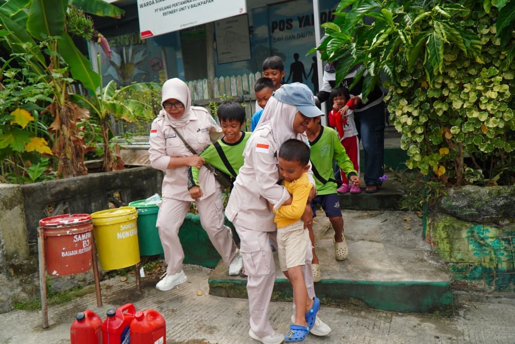 Gandeng BPBD, Pertamina Patra Niaga Simulasi Evakuasi di Kampung KATANA 