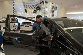 IIMS Garage Balikpapan menghadirkan unit-unit kendaraan dari brand-brand otomotif ternama 