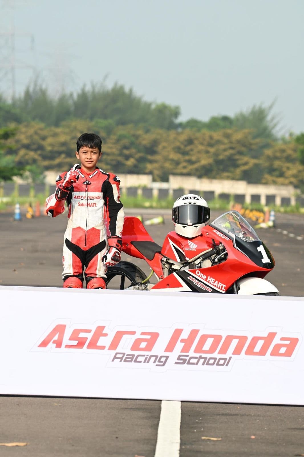 Enam pebalap Astra Honda siap tempur di IM4AC 2026 Mandalika 9-11 Oktober 2026