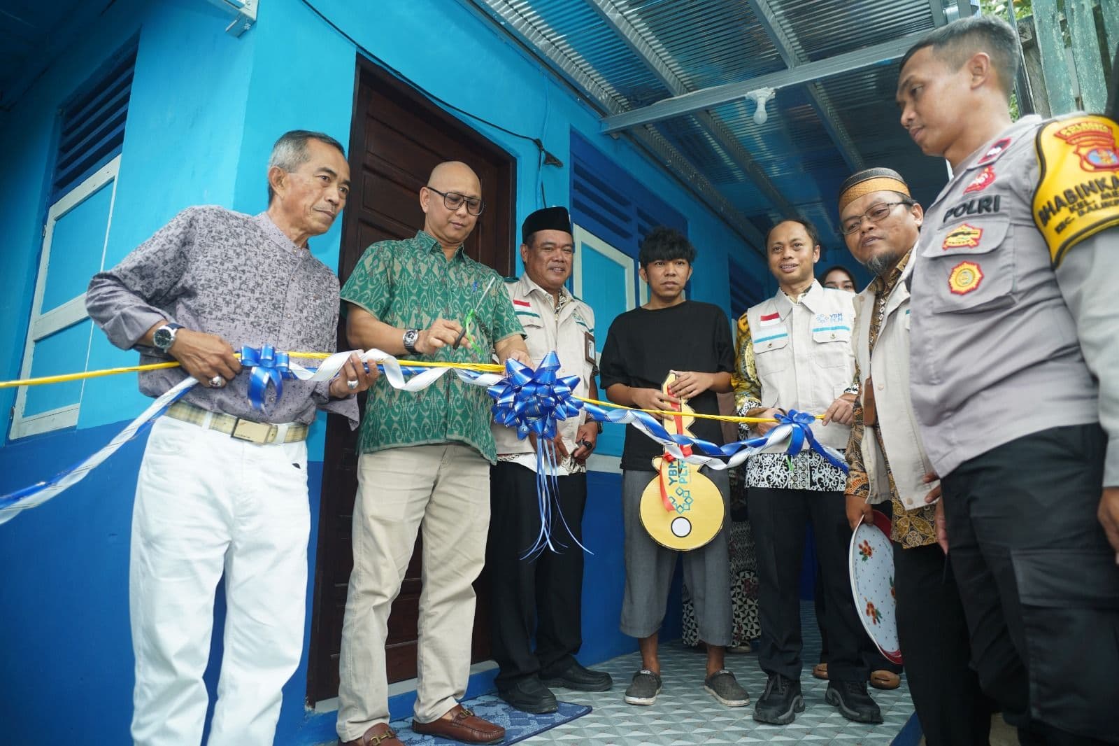 PLN Balikpapan Hadirkan Rumah Cahaya untuk Keluarga Zidhan