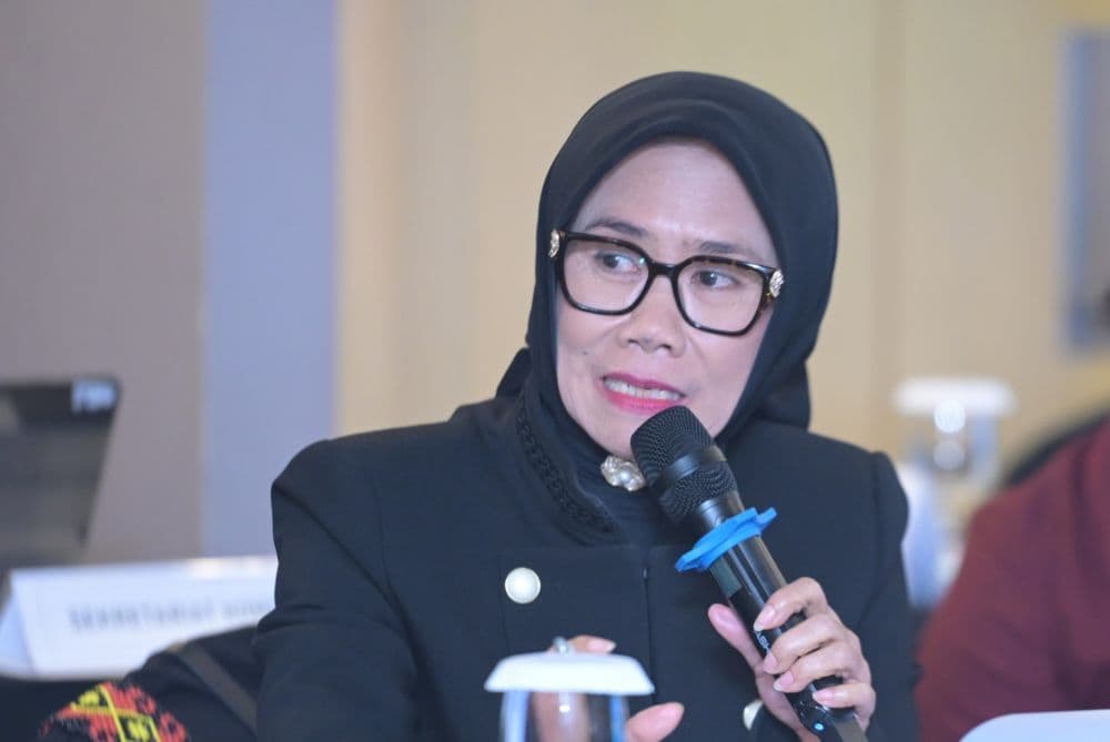 Anggota Komisi I DPR RI, Elita Budiati, menegaskan area blank spot harus segera diselesaikan.