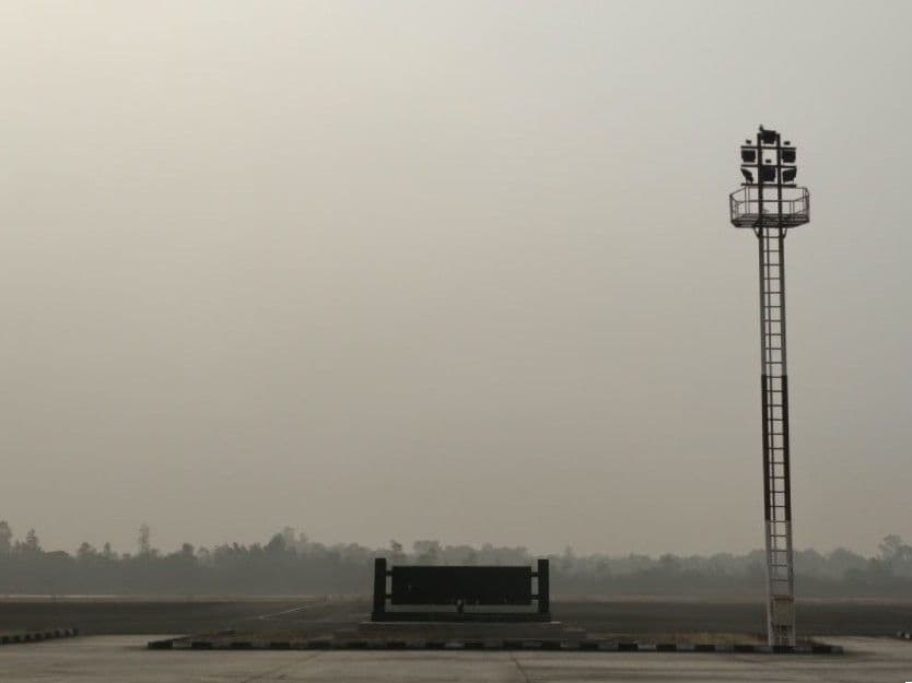 Menara pengawas udara atau air traffic control di Bandara Melalan, Kutai Barat. ISPU di Kecamatan Sendawar terburuk.  