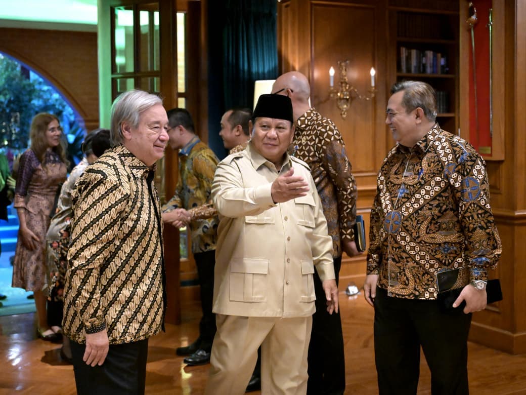 Presiden Prabowo menerima Sekjen PBB António Guterres di Hambalang, Minggu (18/10/2026). Keduanya membahas isu strategis dan kerja sama multilateral.
