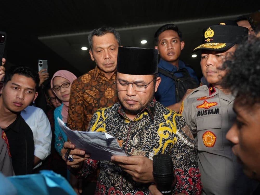 Gubernur Kaltim Rudy Mas’ud menerima tujuh tuntutan Gerakan Rakyat Menggugat terkait karhutla, antrean BBM, pemadaman listrik, dan evaluasi Gratispol.