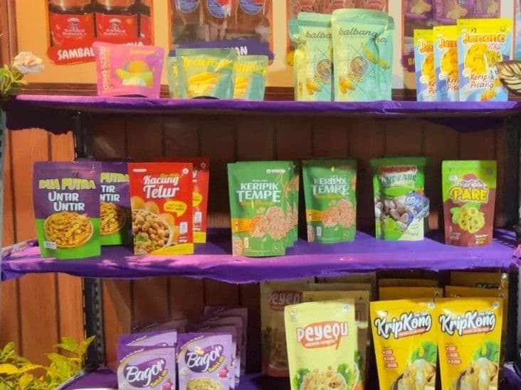 Pemkab Kutai Timur maksimalkan TPAKD untuk perkuat akses modal usaha petani, nelayan, dan UMKM desa sekaligus memberantas jerat pinjol dan rentenir.