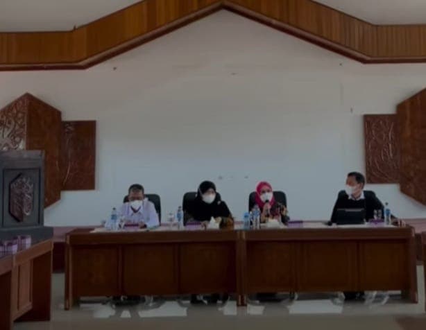 rapat final persiapan Peringatan HKG PKK ke 50 dan Puncak Pencanangan BBGRM ke 19 tingkat Provinsi Kaltim