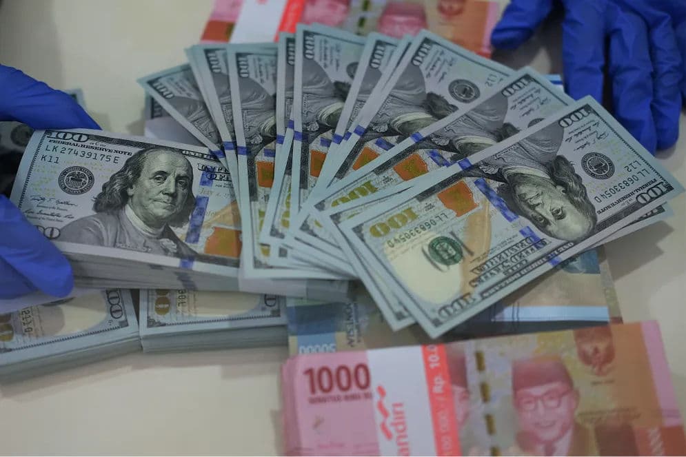 Cadangan devisa Indonesia mencapai US$135,6 miliar atau Rp1.958,3 triliun