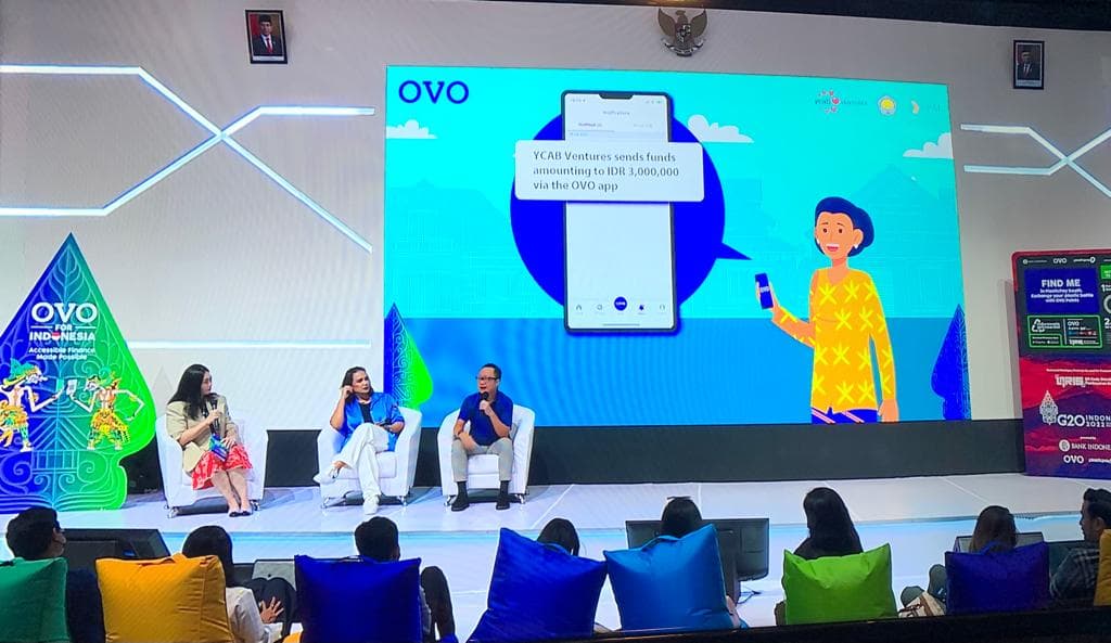 Dorong Transformasi Ekonomi Digital,
OVO Hadirkan Inovasi QRIS dan E-Money di FEKDI 2022 - G20