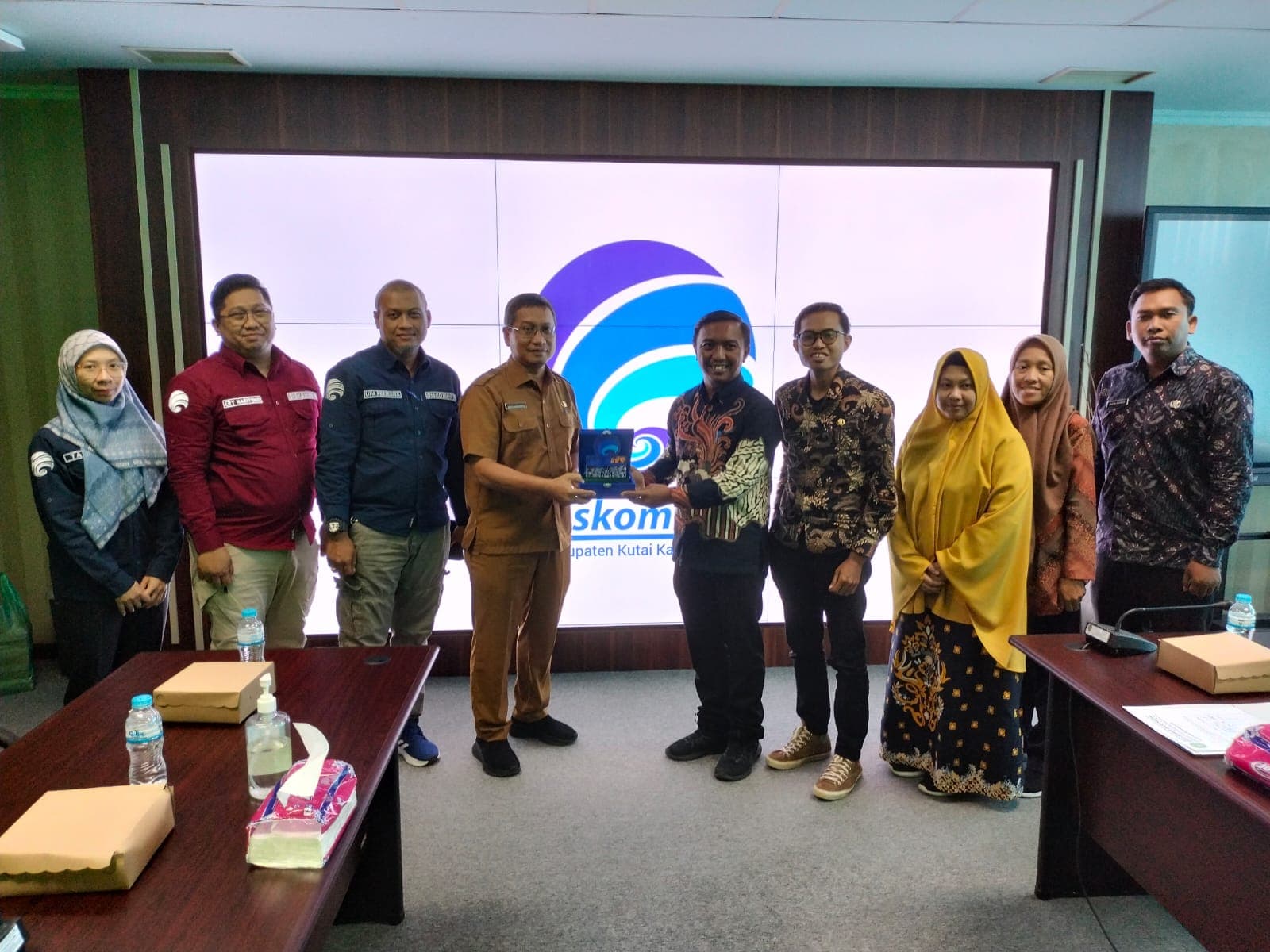 Implementasikan Aplikasi Srikandi, Diskominfo PPU Lakukan Studi Tiru ke Kominfo Kukar