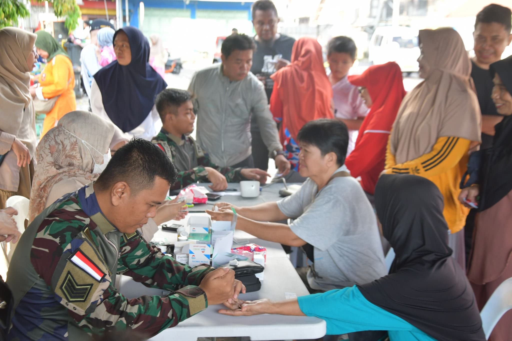 Kerja Sama Ikatan Apoteker Indonesia, Satgas Pamtas Yonarmed 11 Pemeriksaan Kesehatan Gratis