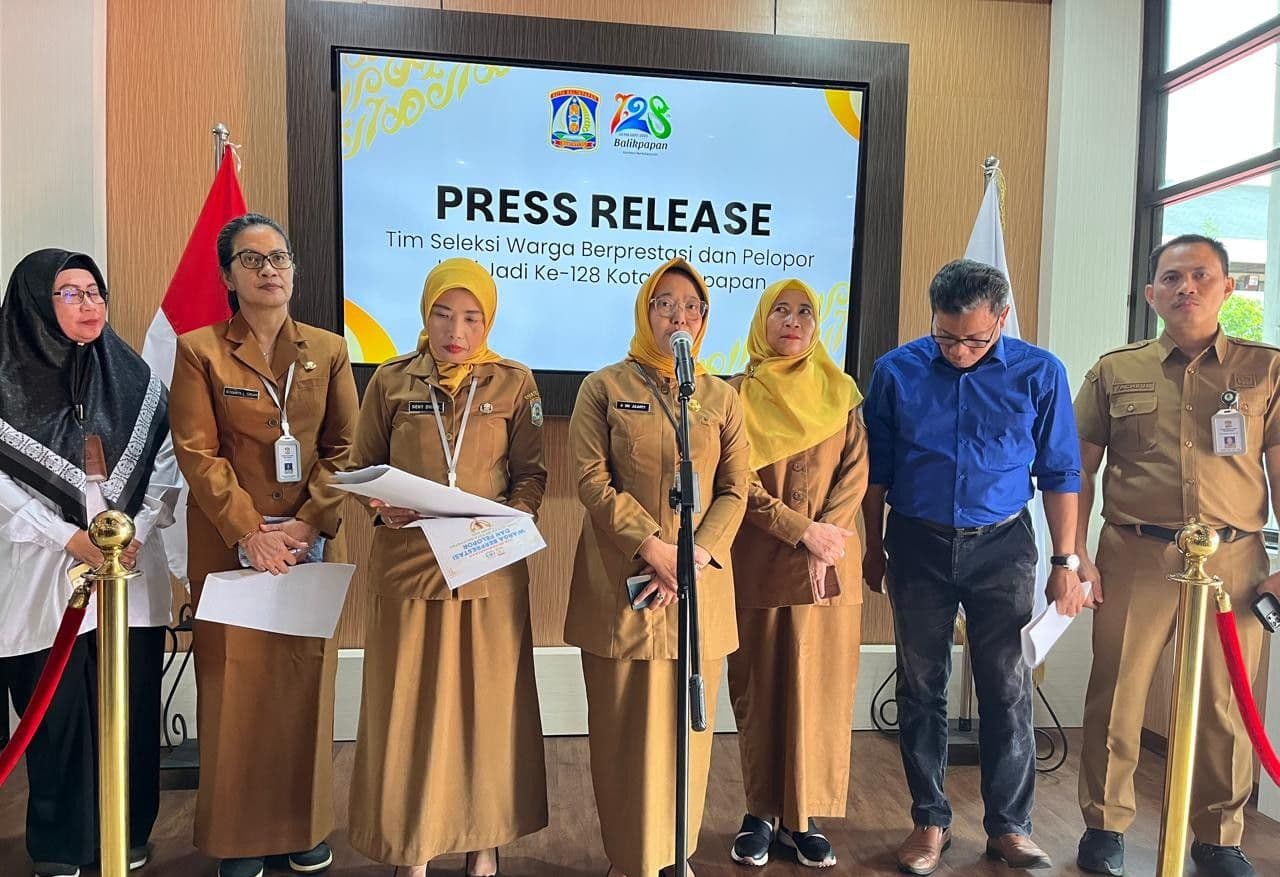 Ketua Panhut 128 Kota Balikpapan, Andi Sri Juliarty menjelaskan Pendaftaran Penghargaan Warga Berprestasi dan Warga Pelopor Sampai 17 Januari 2025 pada Senin 13 Januari 2025