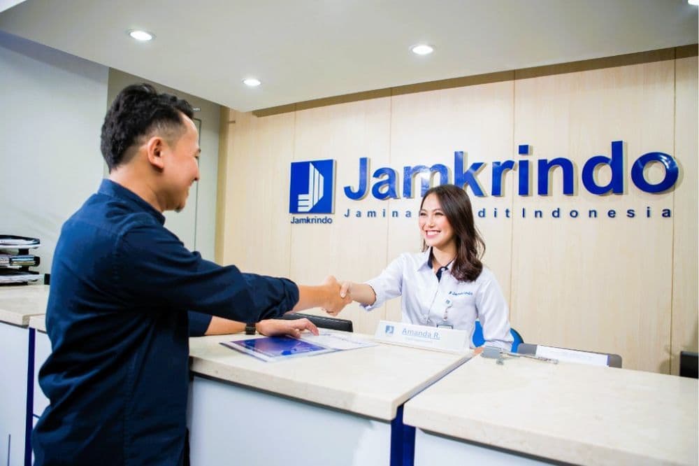 Jamkrindo Samarinda tawarkan jaminan proyek tanpa 100 persen cash colaateral di Samarinda.