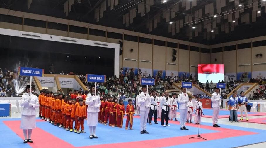 Pembukaan KONI-Bayan Championship 2025 di GOR Segiri Samarinda, Senin (30/6/2025).