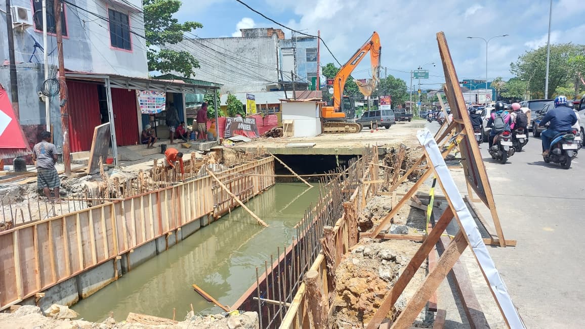 Pengerjaan Saluran Sekunder Inhutani MT Haryono Capai 8,8 Persen