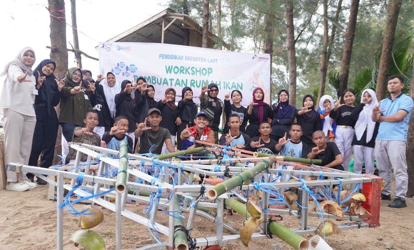 Pertamina Ajak Generasi Muda Balikpapan Jaga Laut Lewat Rumah Ikan