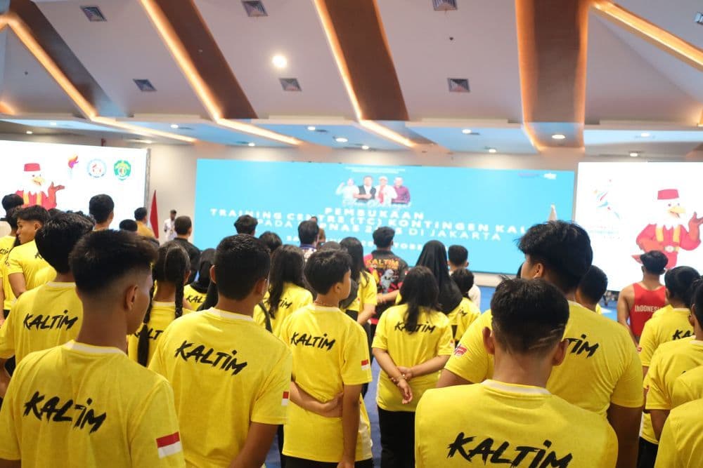 Pembukaan Training Center (TC) di Gedung Tower Kadrie Oening, Samarinda, Senin (20/10/2025) bagi kontingen Kaltim pada Pekan Olahraga Pelajar Nasional (POPNAS) XVII Tahun 2025 di Jakarta. (Foto: Diskominfo Kaltim)