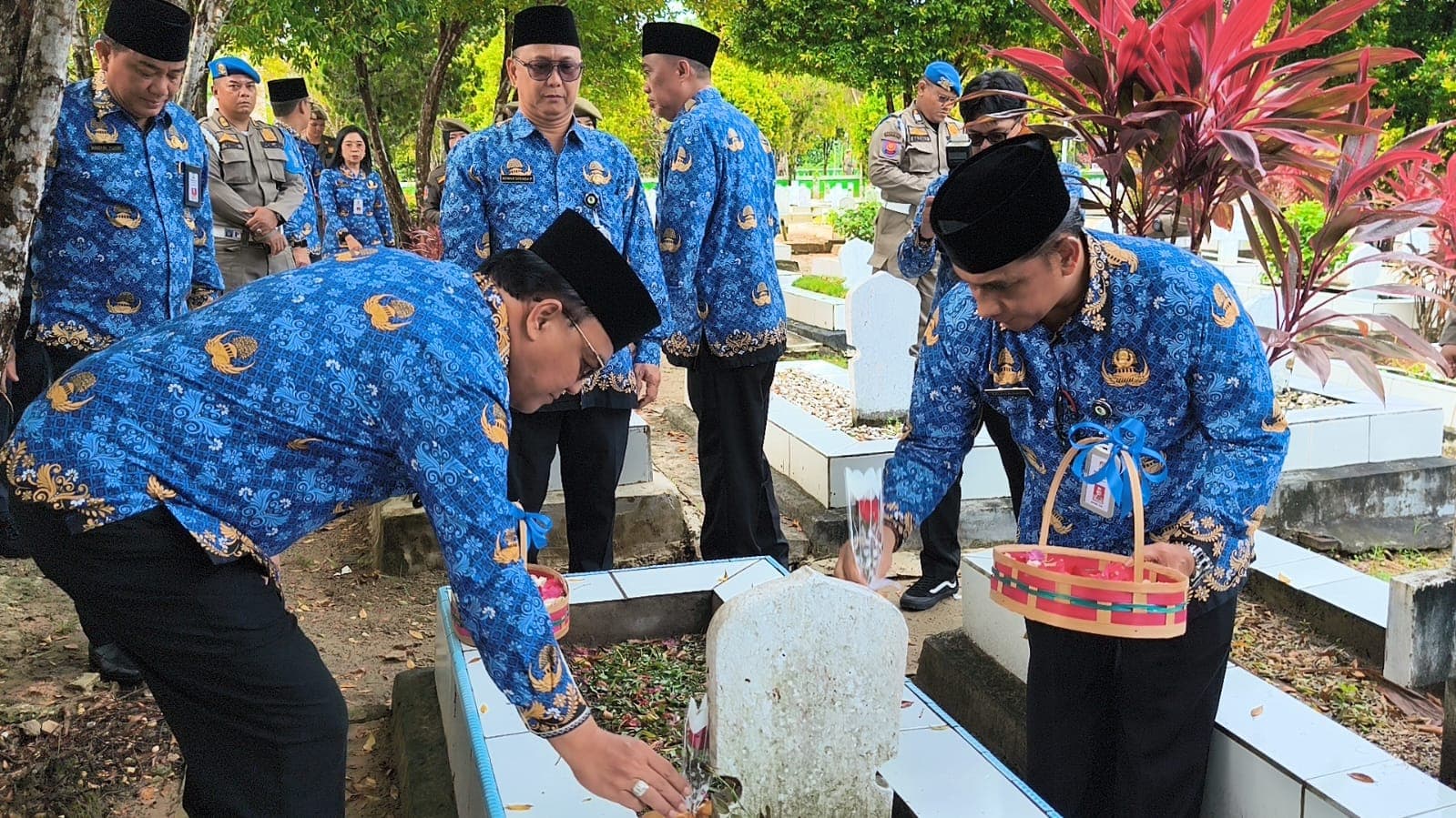 Ziarah HUT ke-54 KORPRI, Dipimpin Wakil Walikota Balikpapan Bagus Susetyo