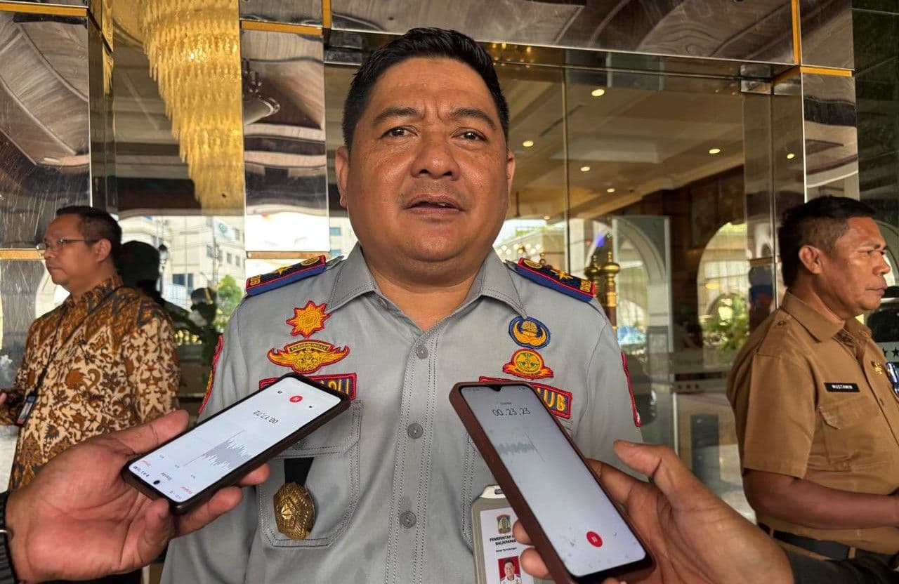Kepala Dishub Kota Balikpapan, Muhammad Fadli Pathurrahman, menjelaskan kebutuhan fasilitas keselamatan jalan semakin mendesak