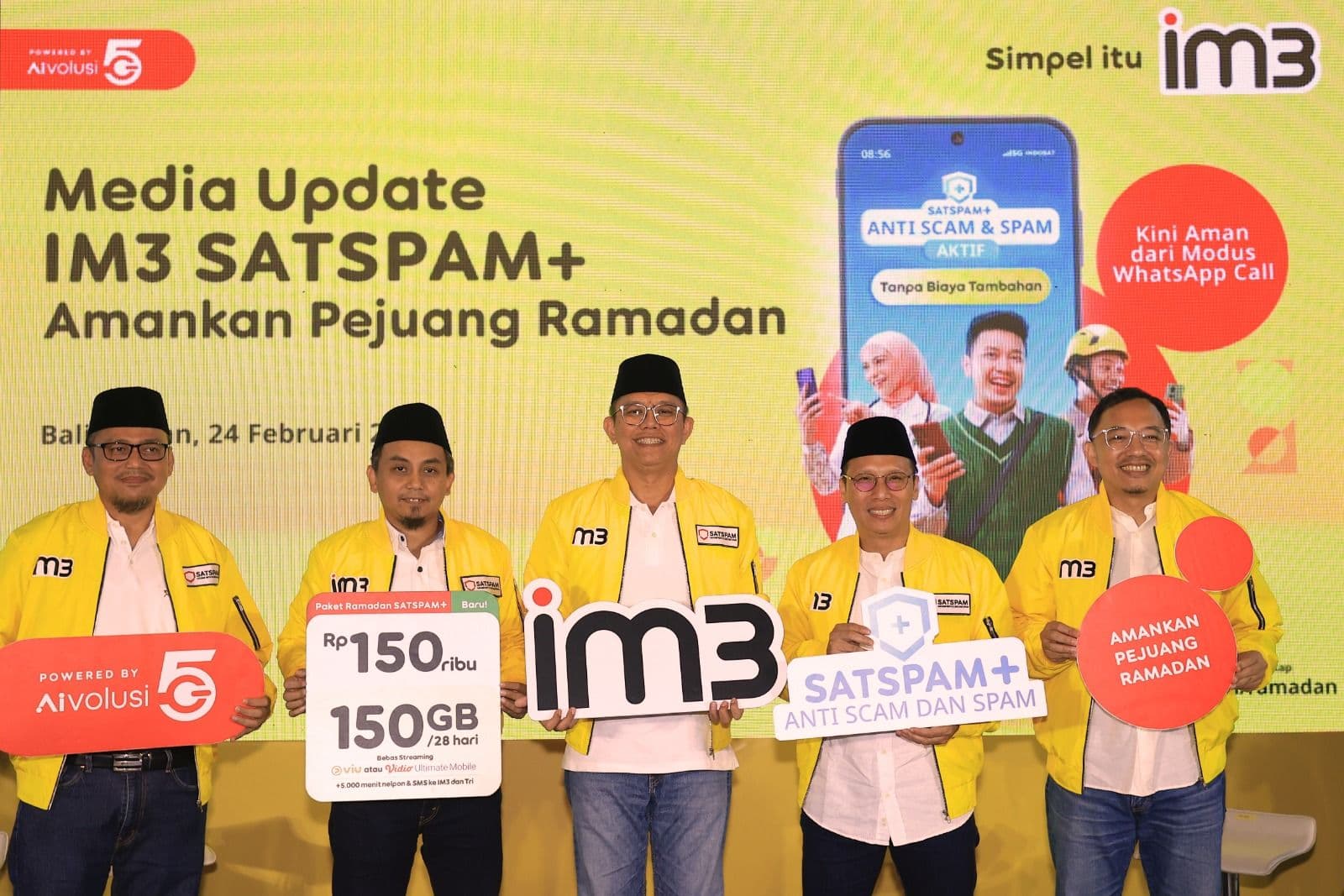Acting Officer Head of Circle Kalisumapa & SVP Head of Prepaid Sales & Distribution Kalisumapa - Yogo Pandego Bagus Widodo
SVP Head of Region Kalimantan - Sugiyanto
VP Head of Marketing Circle Kalisumapa - Tepi Aditia
VP Head of Technology Circle Kalisumapa - Deny Houstin Wahid