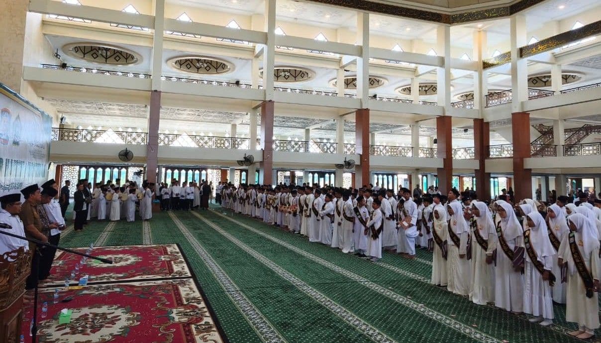 Cetak Generasi Qurani, Pelajar SD-SMP Balikpapan Wisuda Tahfizh Akbar 2026
